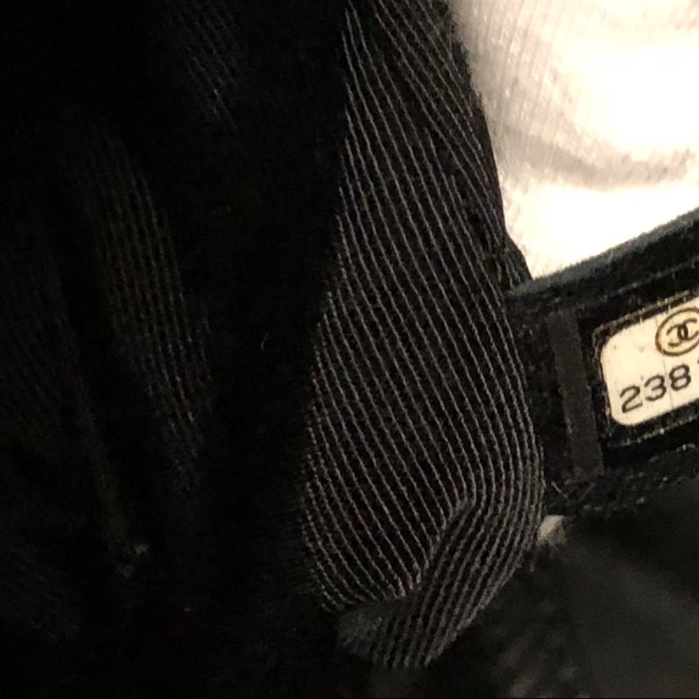 💯 Authentic Chanel Large Lambskin shopping bag - Picture 7 of 8